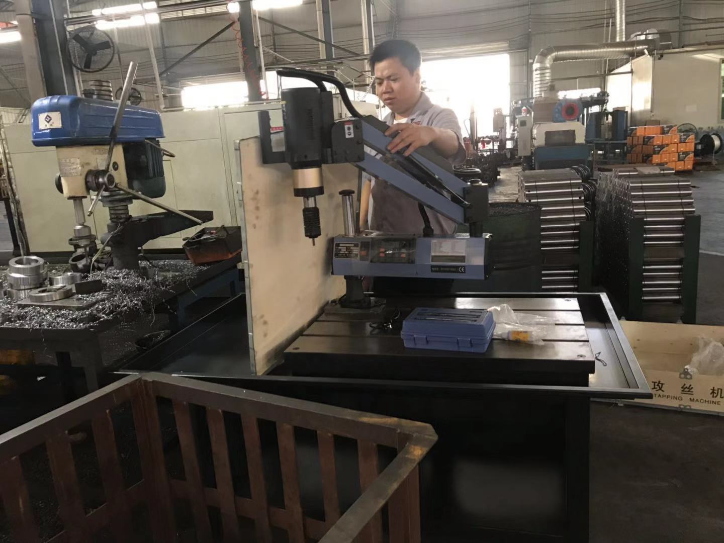 感謝泉州柏洋精密機(jī)械惠購(gòu)搖臂攻絲機(jī)M20高速機(jī)/鑄造工作臺(tái)/雙工位鉆床架