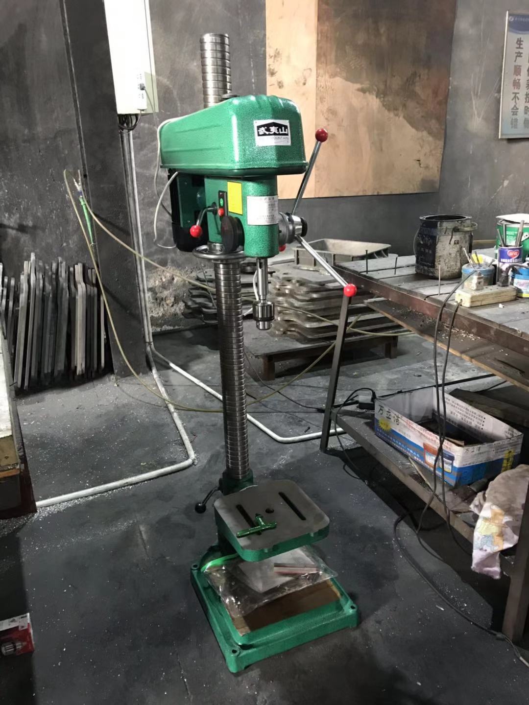感謝恒興模具廠(chǎng)惠購(gòu)武夷山臺(tái)鉆Z4116換加高立柱